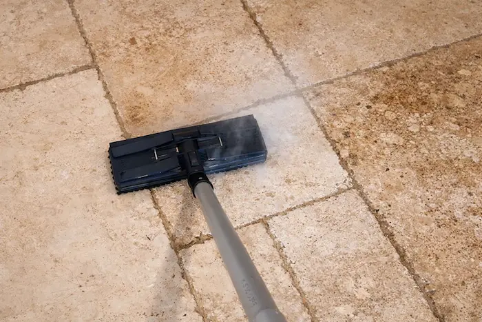 Nettoyage vapeur sol carrelé extérieur